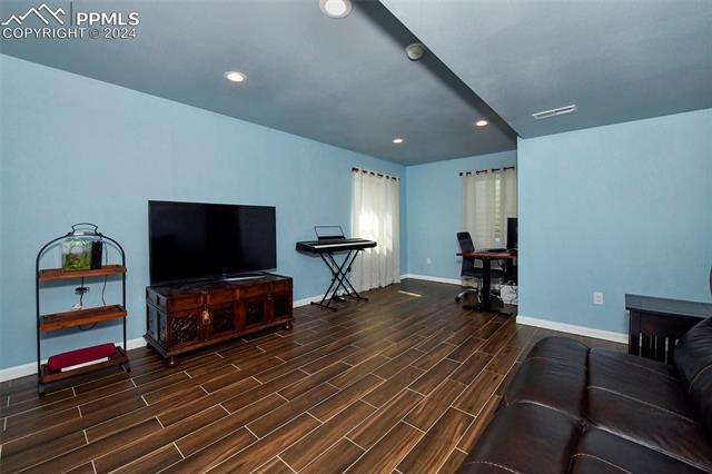 6949 Cabriolet Drive