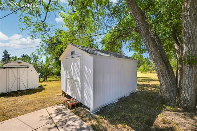 2707 Casden Circle