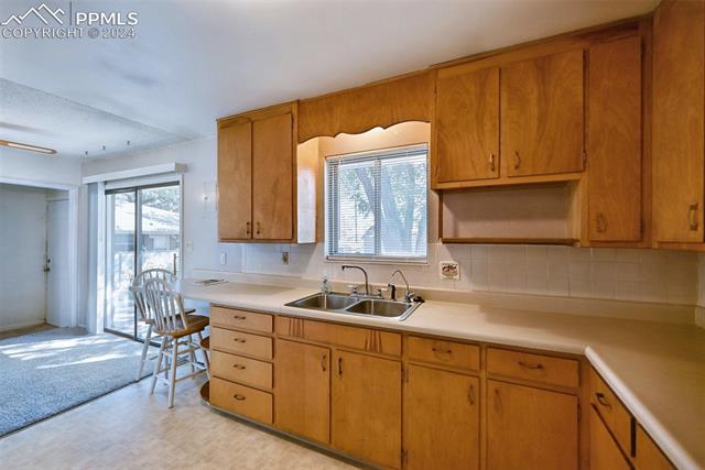 2707 Casden Circle