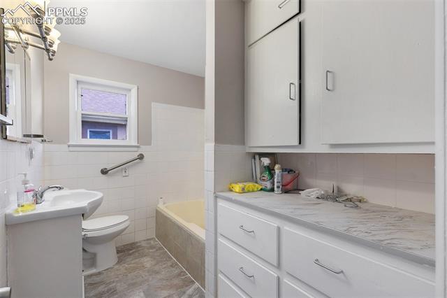 718 Prospect Lake Drive