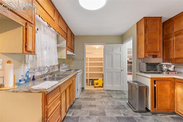 718 Prospect Lake Drive