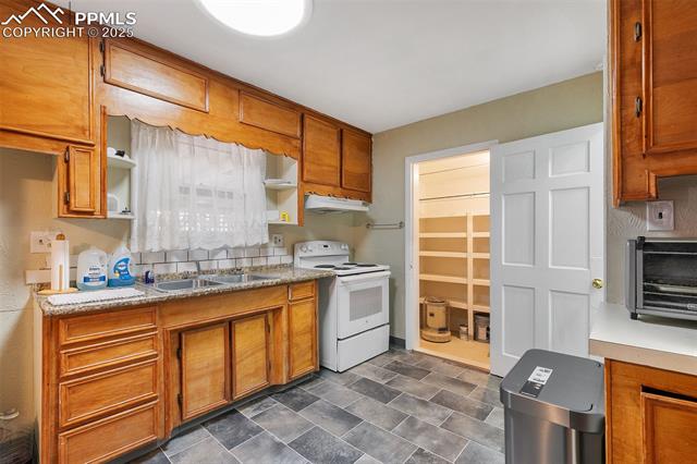 718 Prospect Lake Drive