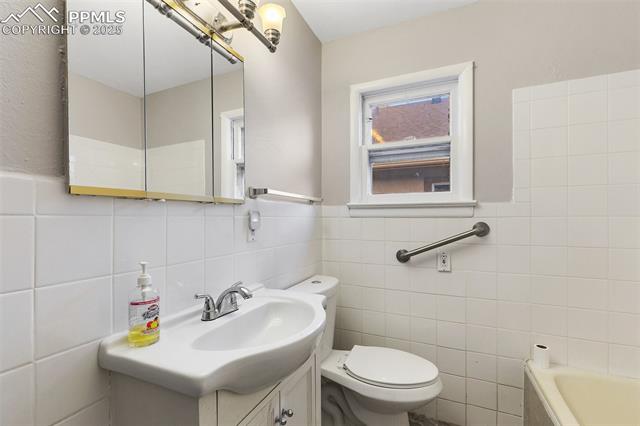 718 Prospect Lake Drive