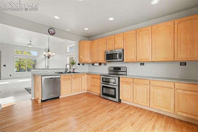 9375 Wolf Pack Terrace