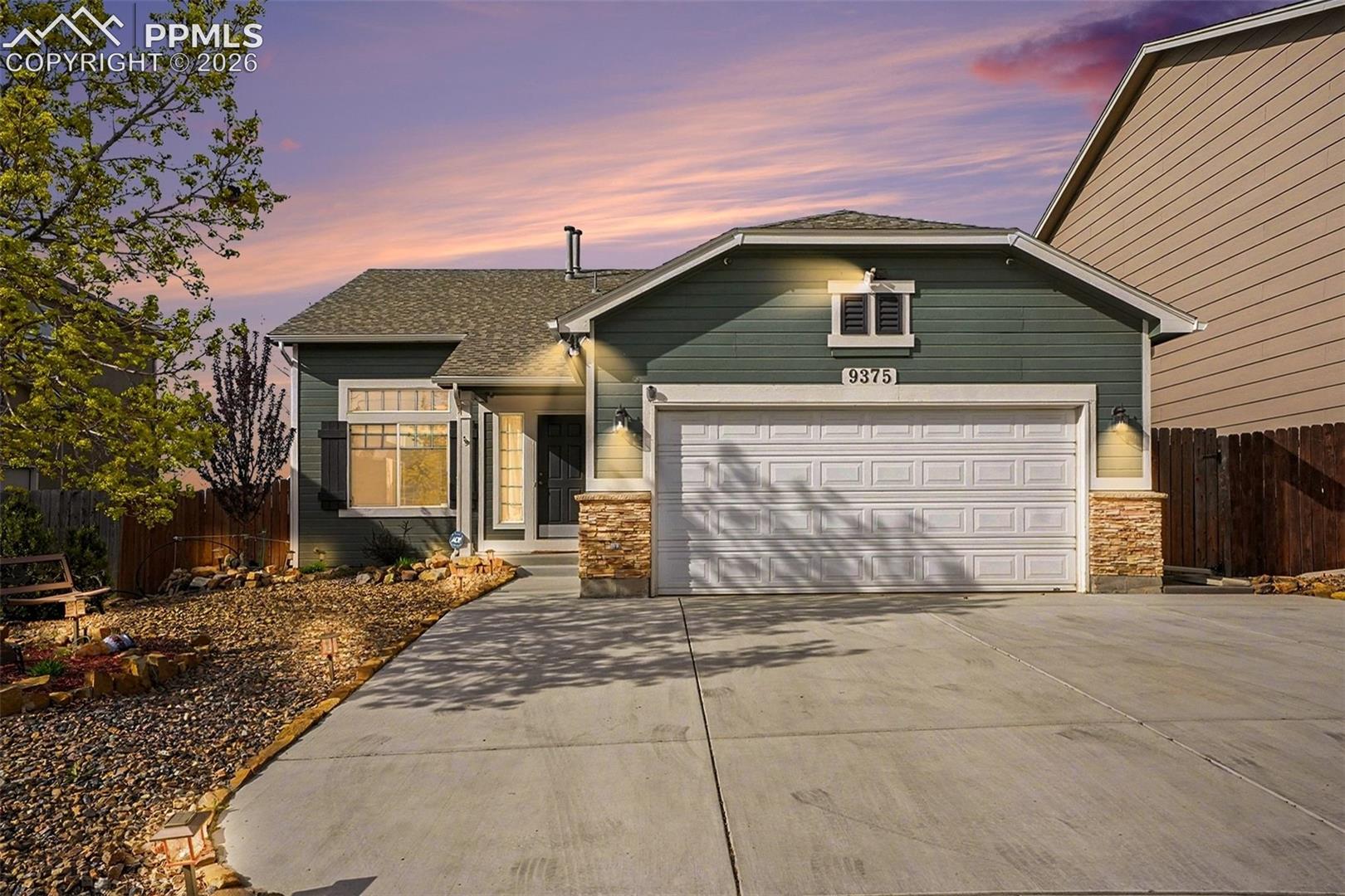 9375 Wolf Pack Terrace
