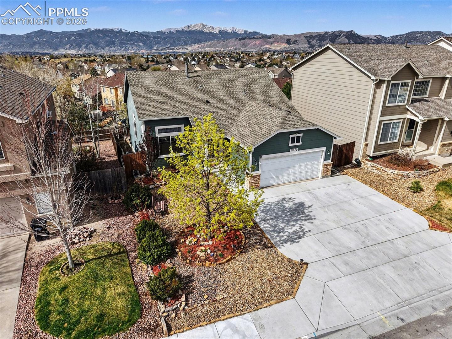 9375 Wolf Pack Terrace