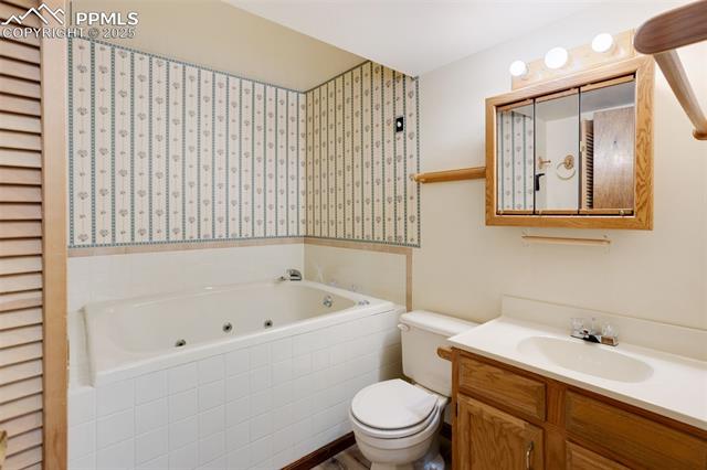 320 Palm Springs Drive