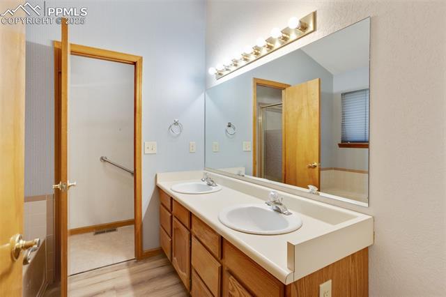 320 Palm Springs Drive