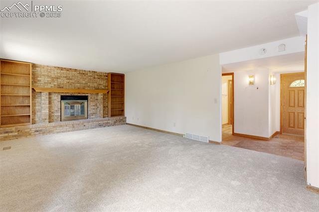 320 Palm Springs Drive