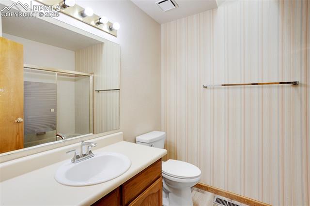 320 Palm Springs Drive