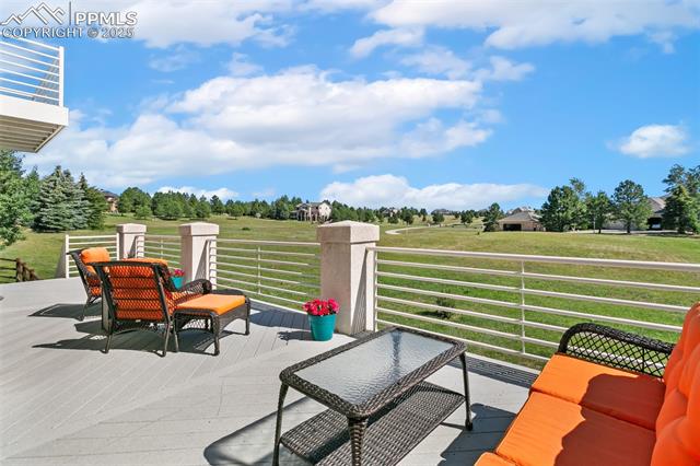 870 E Trumpeters Court