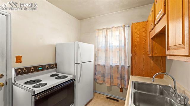 1426 N Corona Street