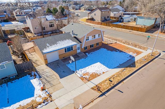 4527 Frost Drive