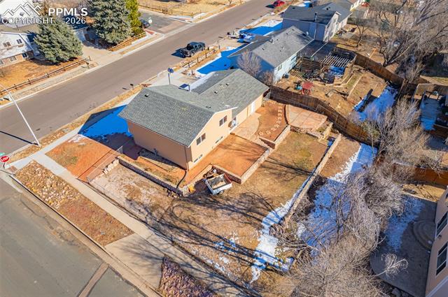 4527 Frost Drive