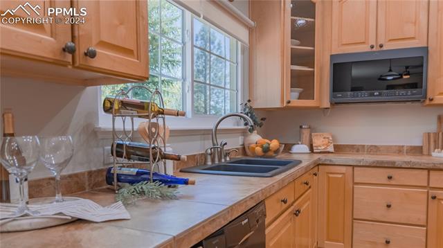 9051 Musgrave Street