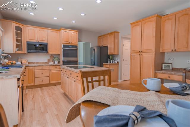 9051 Musgrave Street