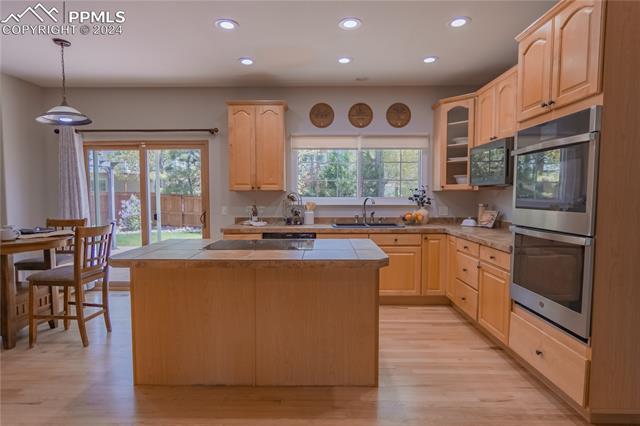 9051 Musgrave Street