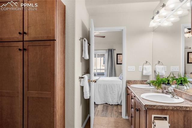 4342 Susie View