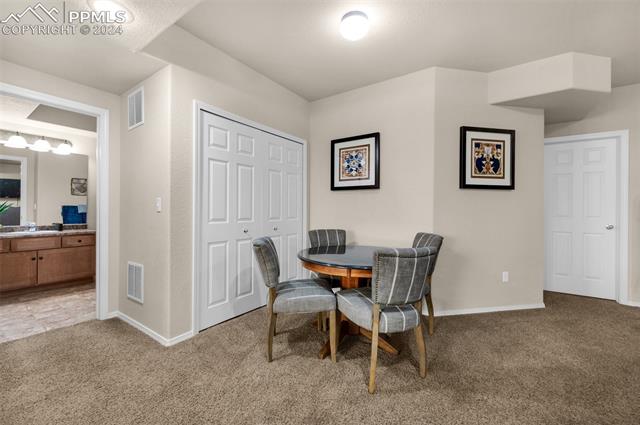 4342 Susie View
