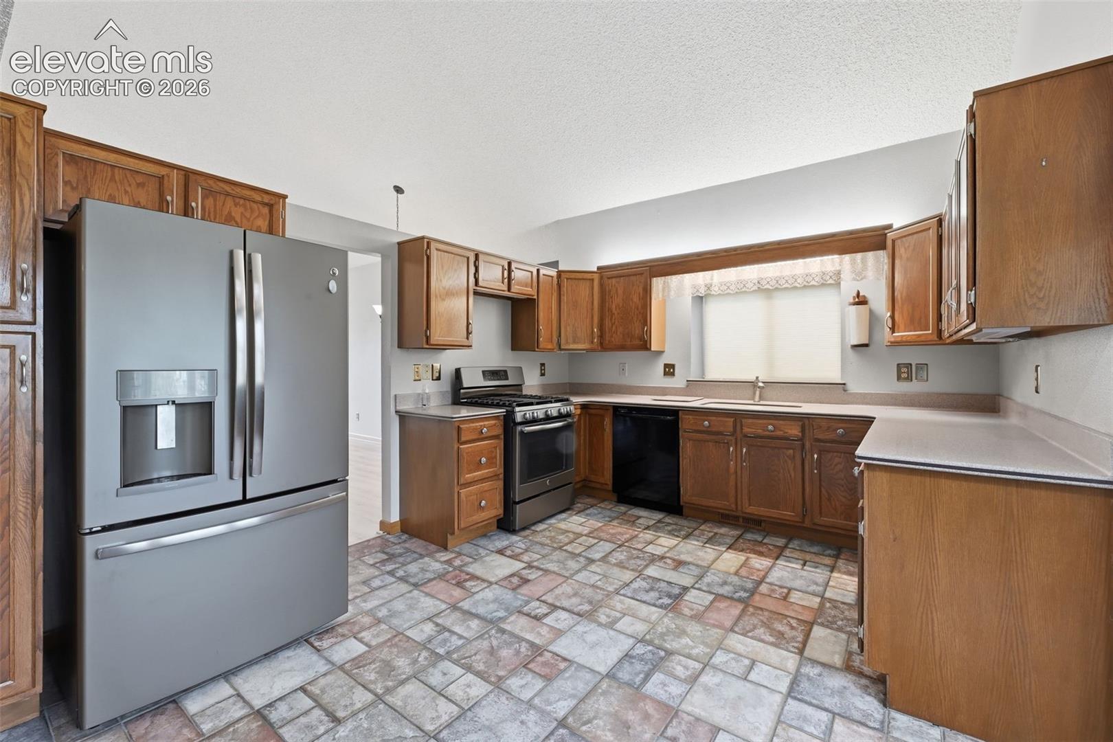450 Picasso Court
