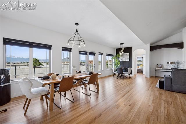 9432 Lochwinnoch Lane