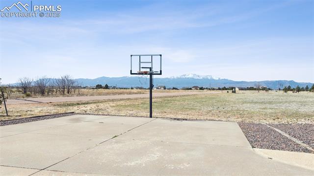 9432 Lochwinnoch Lane