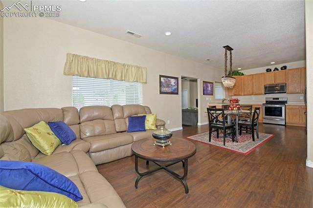 5137 Mountain Air Circle