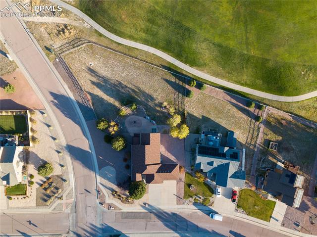 9385 Winged Foot Road