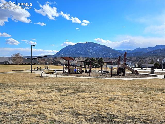 466 Gray Horse Alley