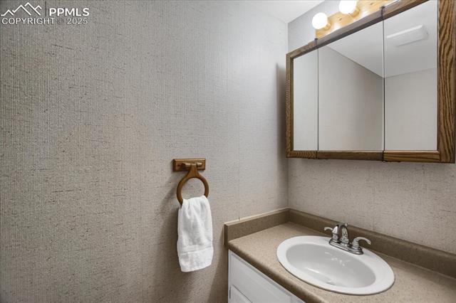 6831 Mountain Top Lane