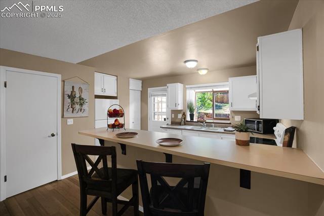 6831 Mountain Top Lane