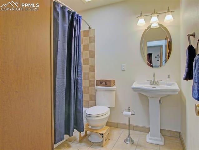 6813 Chesterfield Court