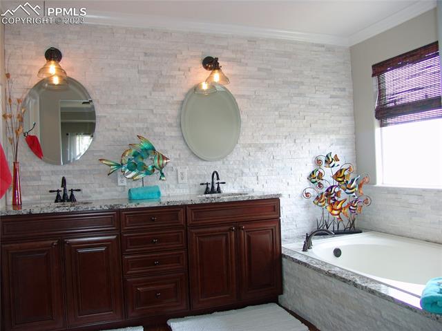 10105 Clear Creek Road