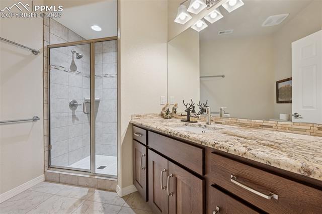 5820 Harbor Pines Point