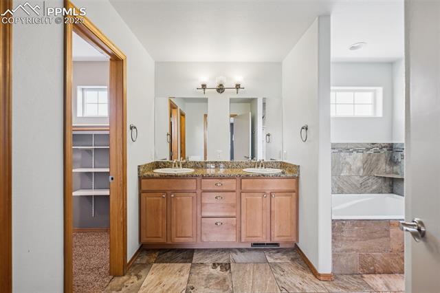 2541 Hot Springs Court