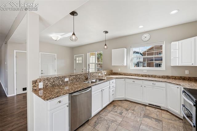 2541 Hot Springs Court