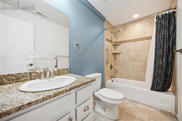 2541 Hot Springs Court