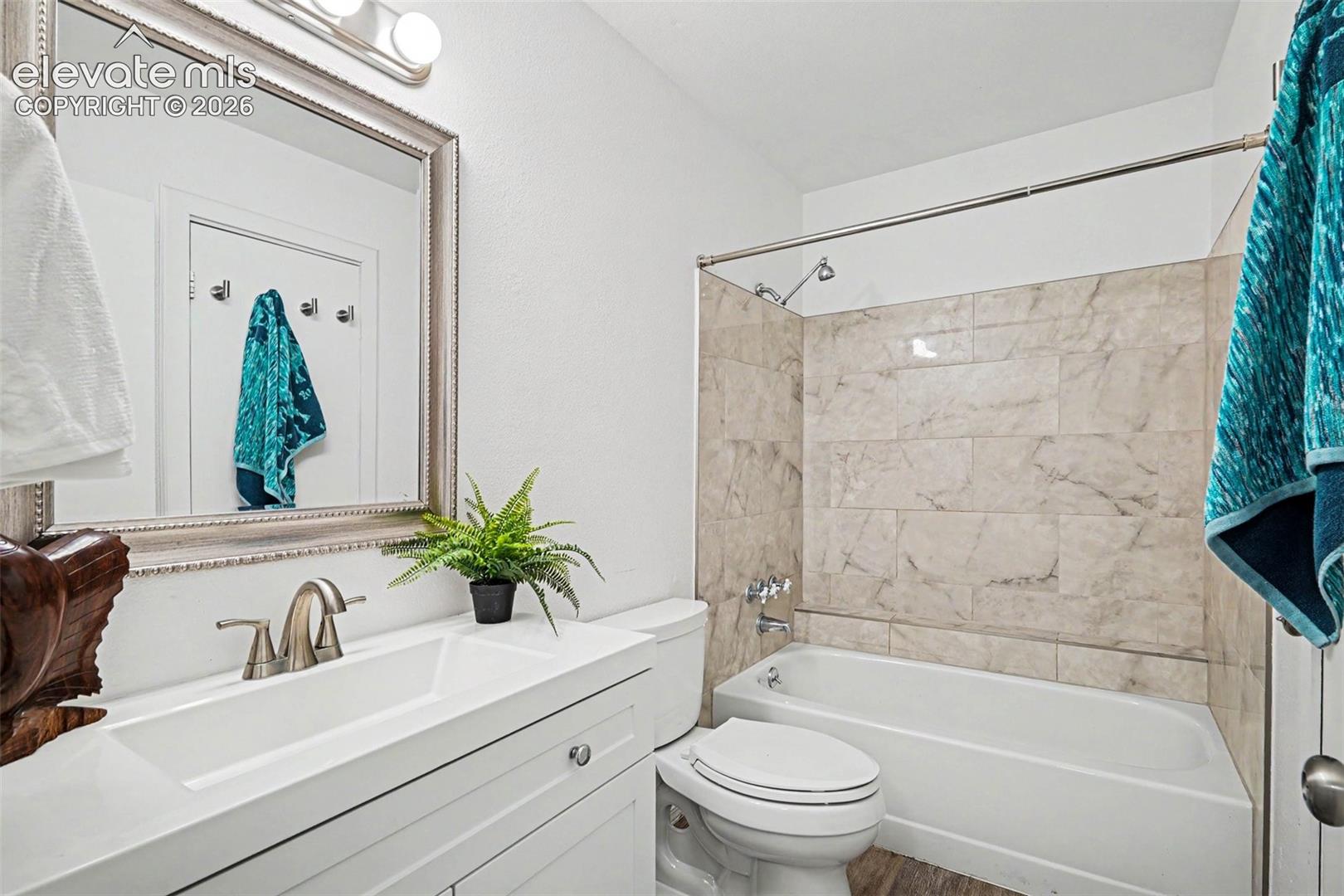 2432 Lexington Village Lane
