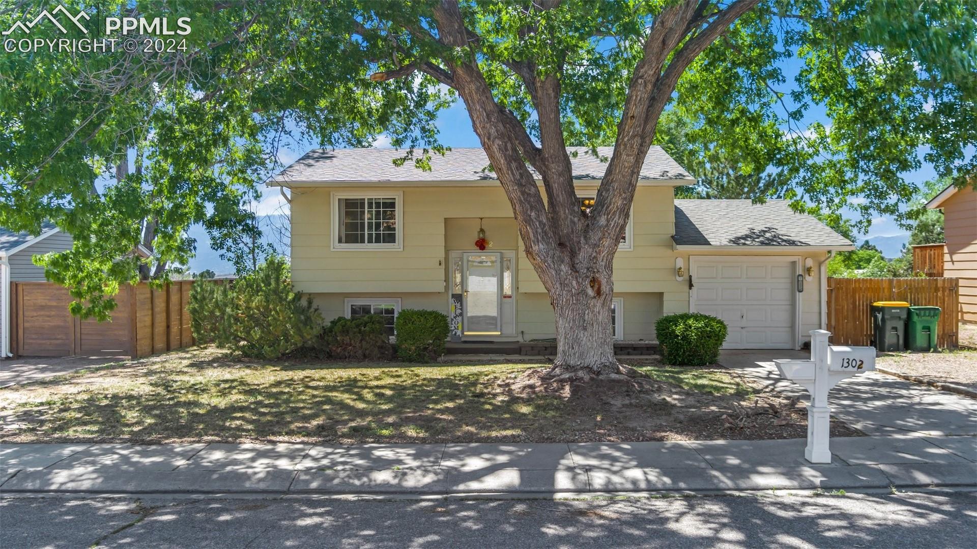 1302 Atoka Drive