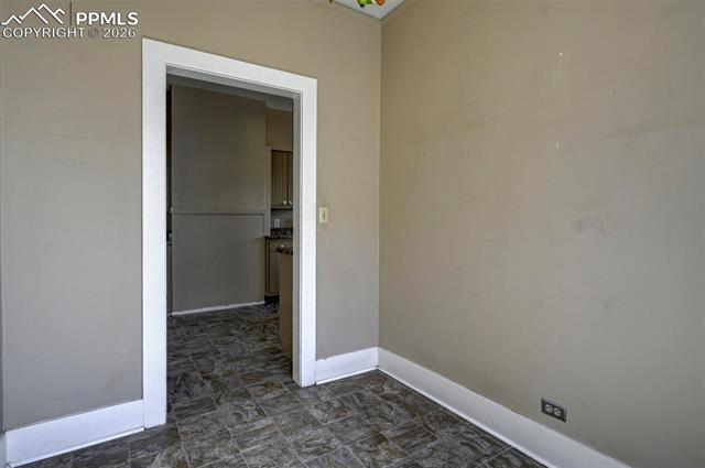 1923 N Cascade Avenue