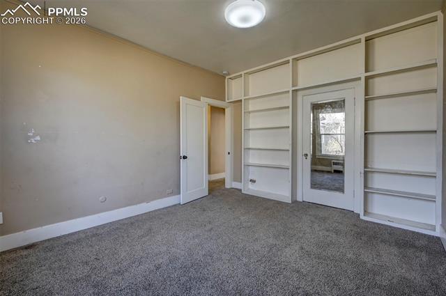 1923 N Cascade Avenue