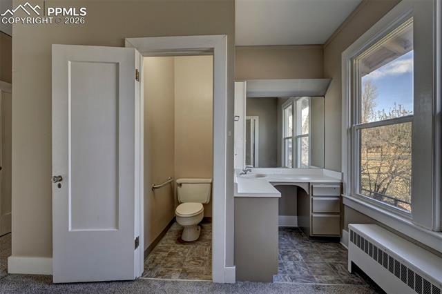 1923 N Cascade Avenue