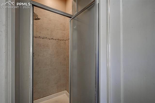 1923 N Cascade Avenue