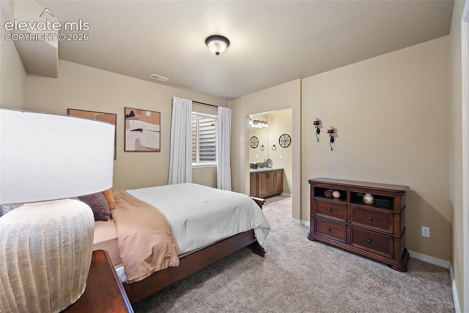 13296 Cedarville Way