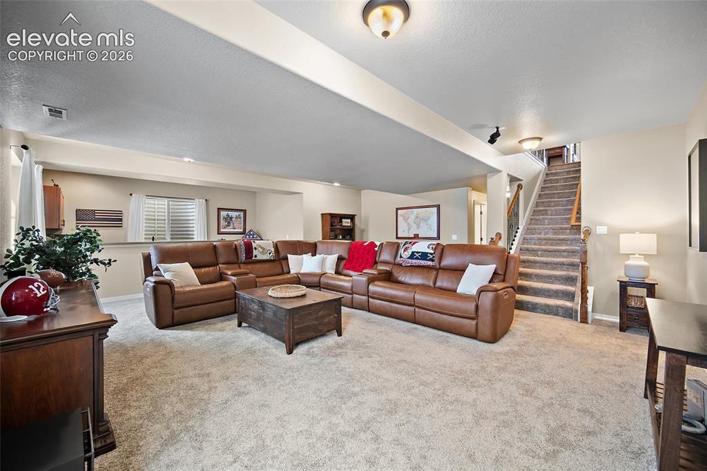 13296 Cedarville Way