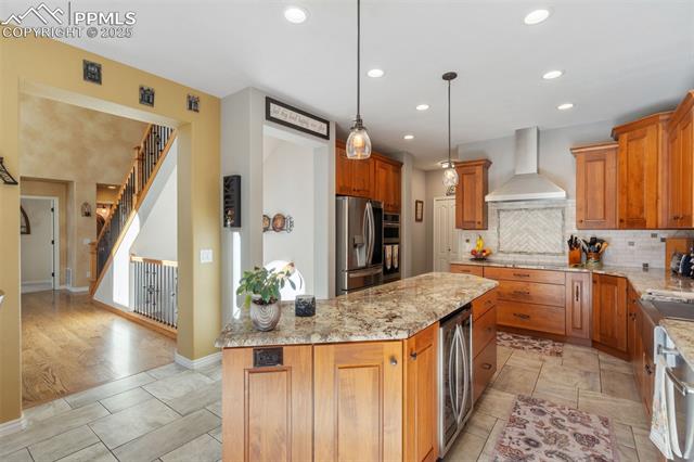 3555 Hollycrest Drive