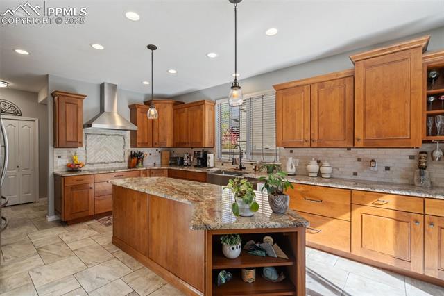 3555 Hollycrest Drive