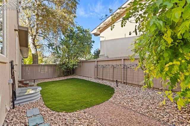 3555 Hollycrest Drive