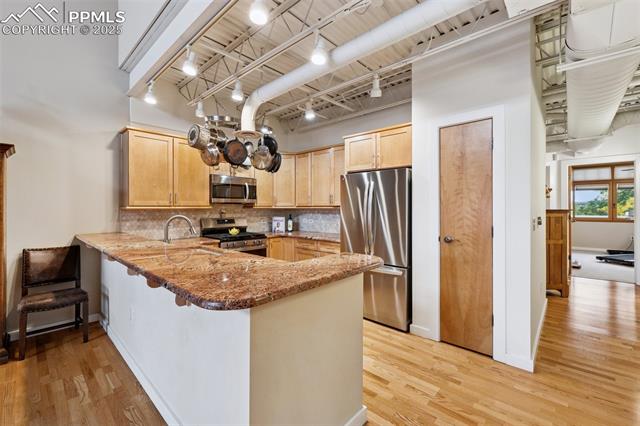 201 E Las Animas Street 305