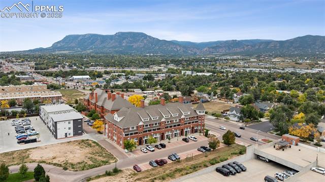 201 E Las Animas Street 305